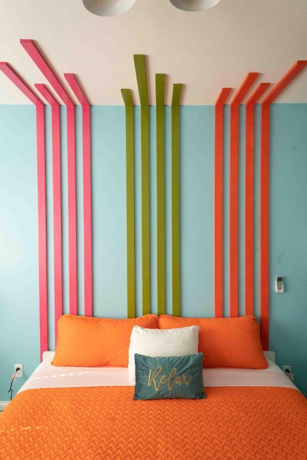 Beds N' Drinks Hostel Miami Beach Bagian luar foto